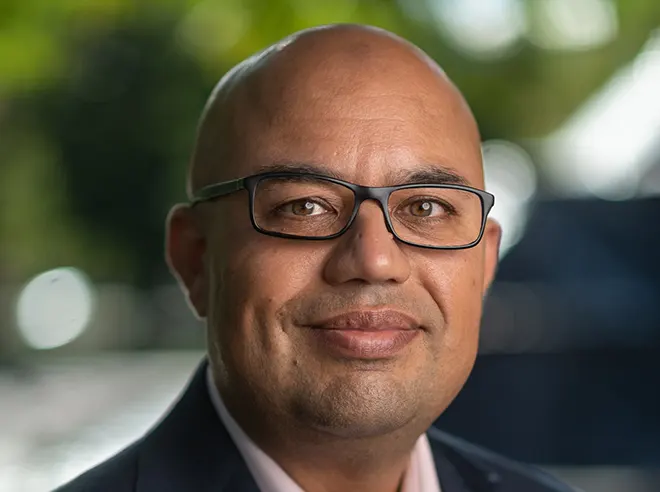 Dr. Shariq Siddiqui